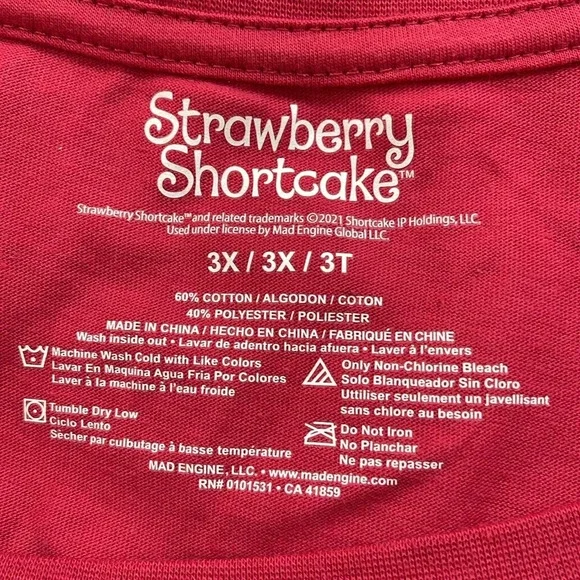 STRAWBERRY SHORTCAKE Crewneck Long Sleeve Trendy Plus Size T-Shirt Size 3XL NEW - Picture 6 of 6